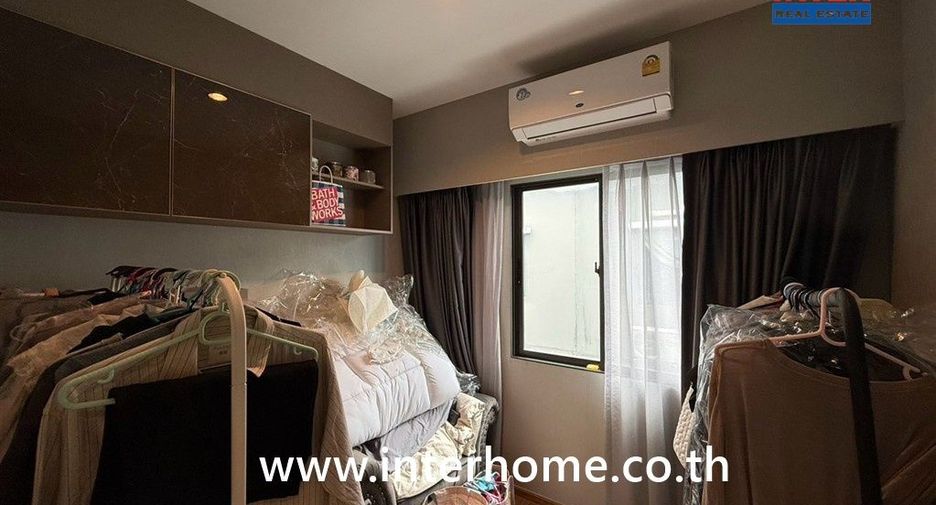 Reihenhaus zum Kauf mit 3 Zimmer in Thung Khru, Bangkok