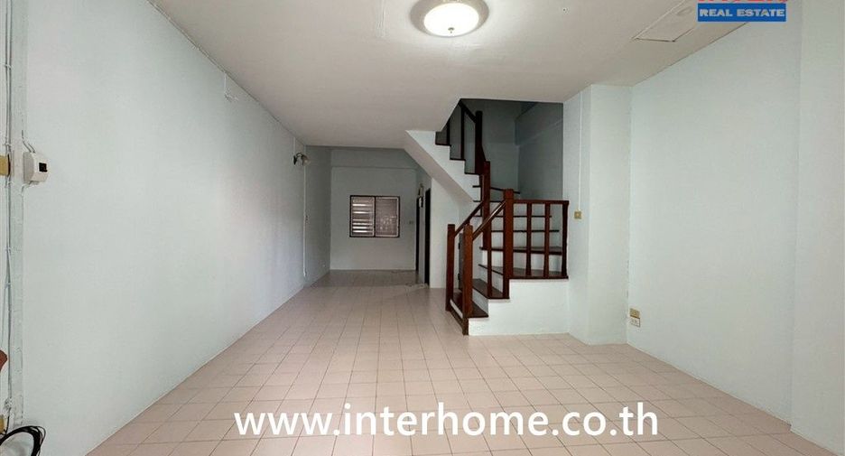 For sale 2 bedrooms townhouse in Don Mueang, Bangkok