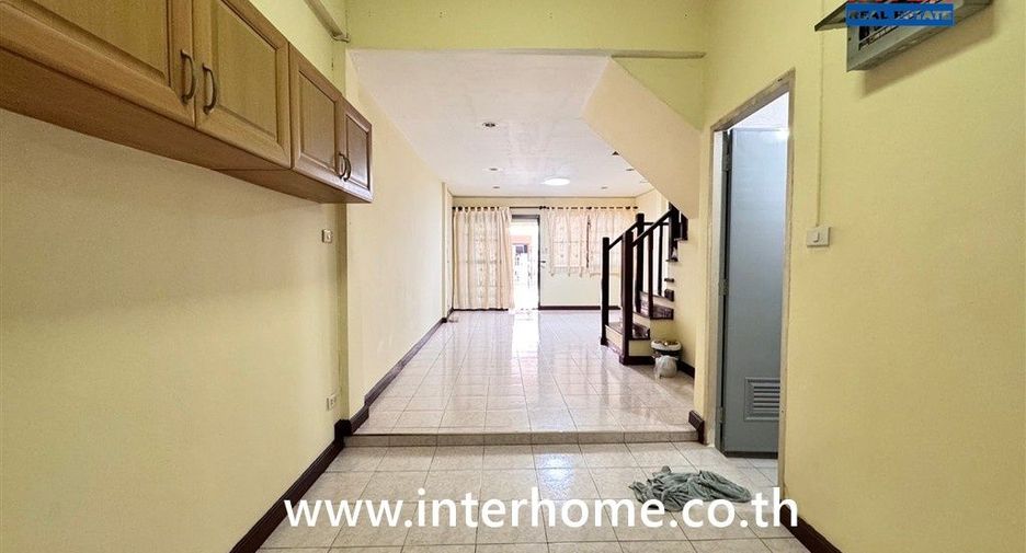 For sale 2 bedrooms townhouse in Don Mueang, Bangkok