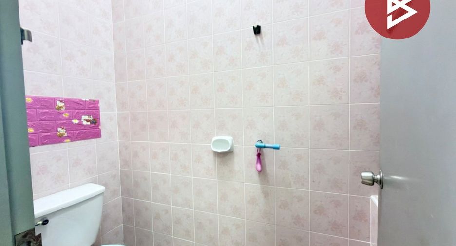 For sale 2 bedrooms retail Space in Mueang Chon Buri, Chonburi
