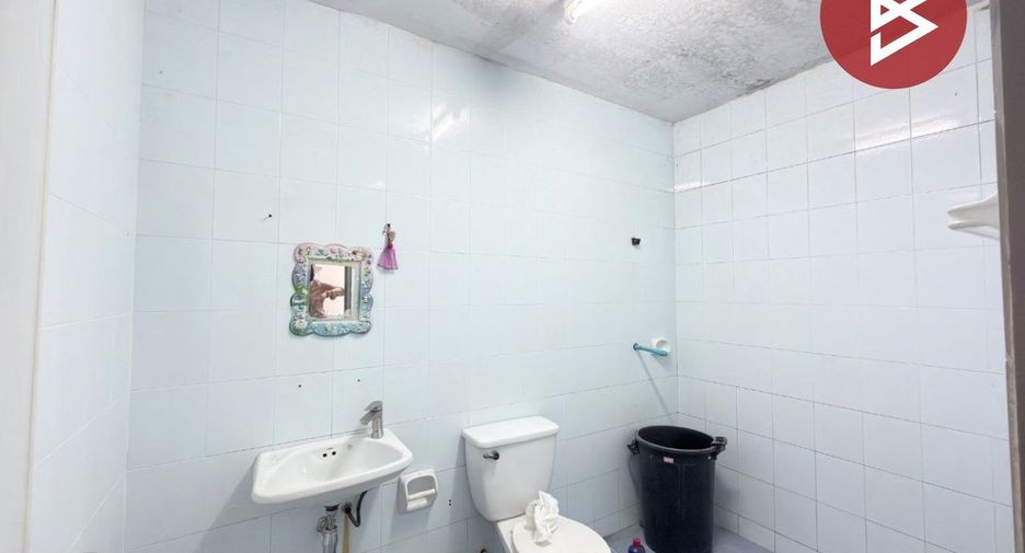 For sale 2 bedrooms retail Space in Mueang Chon Buri, Chonburi