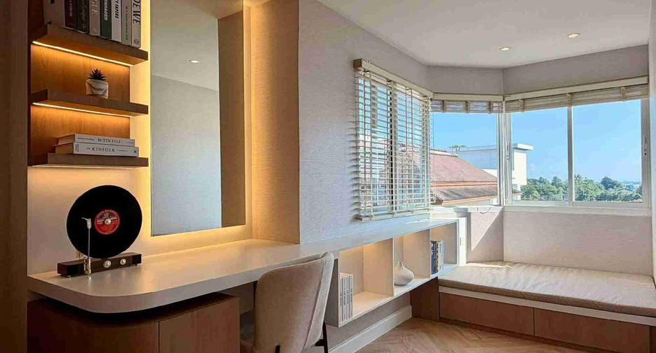 For sale 2 bedrooms apartment in Mueang Chiang Mai, Chiang Mai