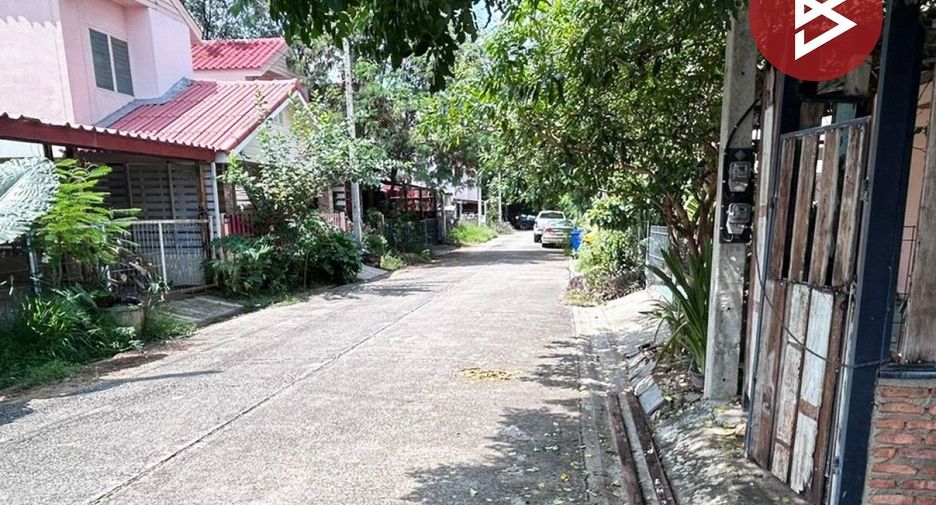 For sale 2 ベッドルーム house in Mueang Lop Buri, Lopburi