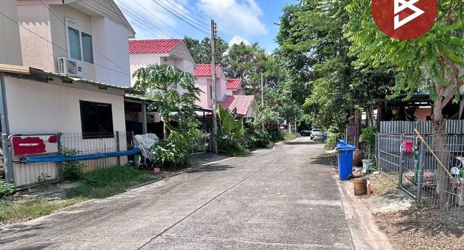 For sale 2 ベッドルーム house in Mueang Lop Buri, Lopburi