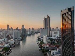 For rent 2 bedrooms condo in Khlong San, Bangkok