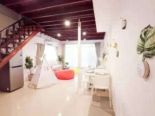 For rent 3 bedrooms house in Din Daeng, Bangkok