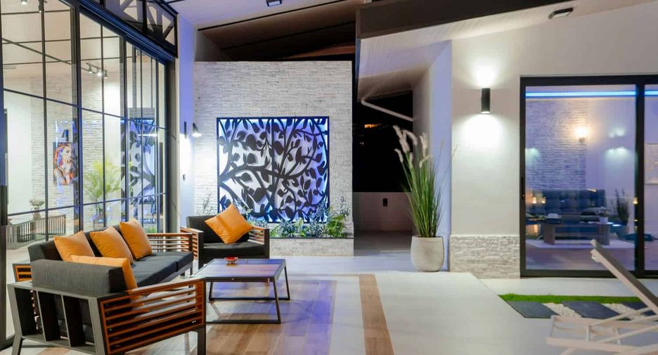 For sale 4 bedrooms villa in Hua Hin, Prachuap Khiri Khan