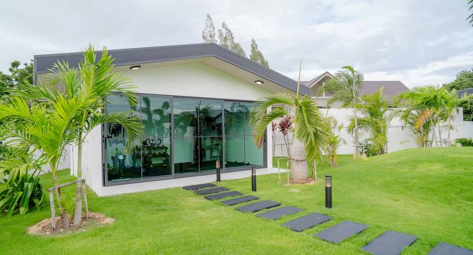 For sale 4 bedrooms villa in Hua Hin, Prachuap Khiri Khan