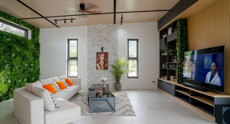 For sale 4 bedrooms villa in Hua Hin, Prachuap Khiri Khan
