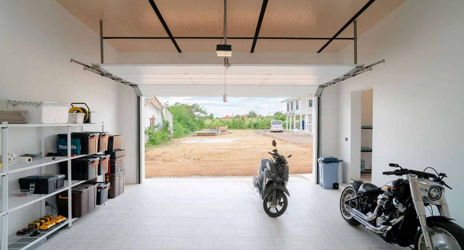 For sale 4 bedrooms villa in Hua Hin, Prachuap Khiri Khan