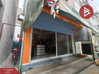 Local comercial en venta de 6 habitaciones en Lat Krabang, Bangkok