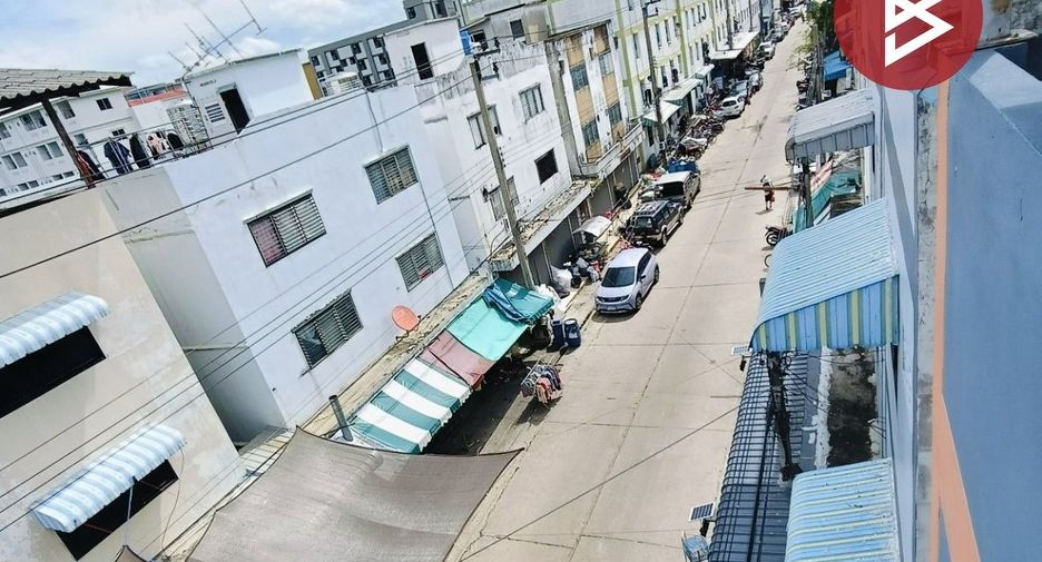 Local comercial en venta de 6 habitaciones en Lat Krabang, Bangkok
