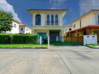 Casa en venta de 2 habitaciones en Khlong Sam Wa, Bangkok
