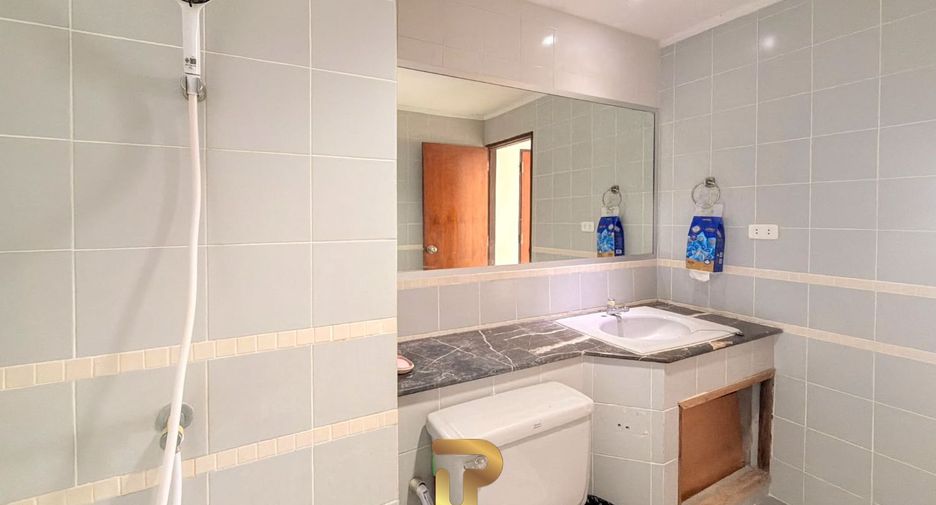 Condo en venta de 2 habitaciones en Jomtien, Pattaya