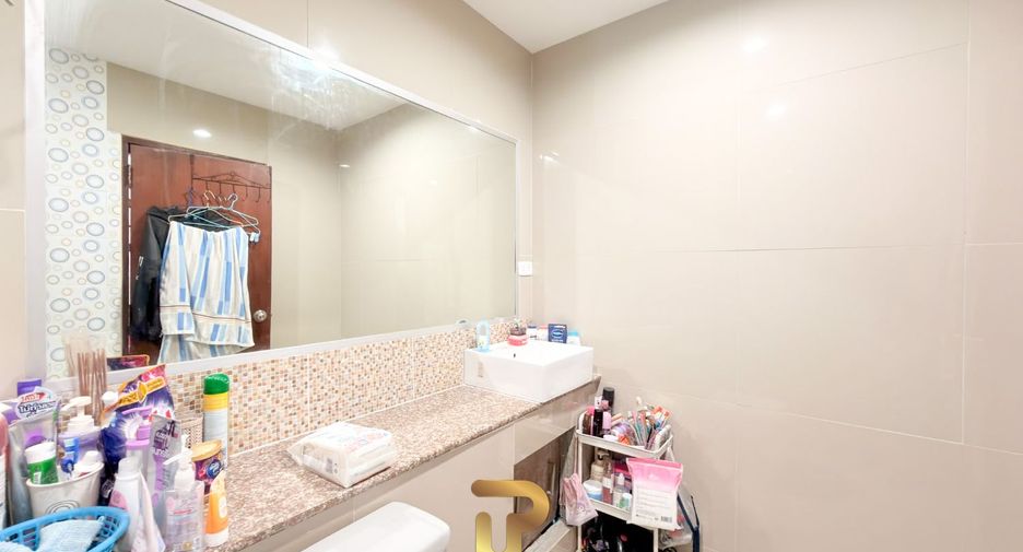Condo en venta de 2 habitaciones en Jomtien, Pattaya