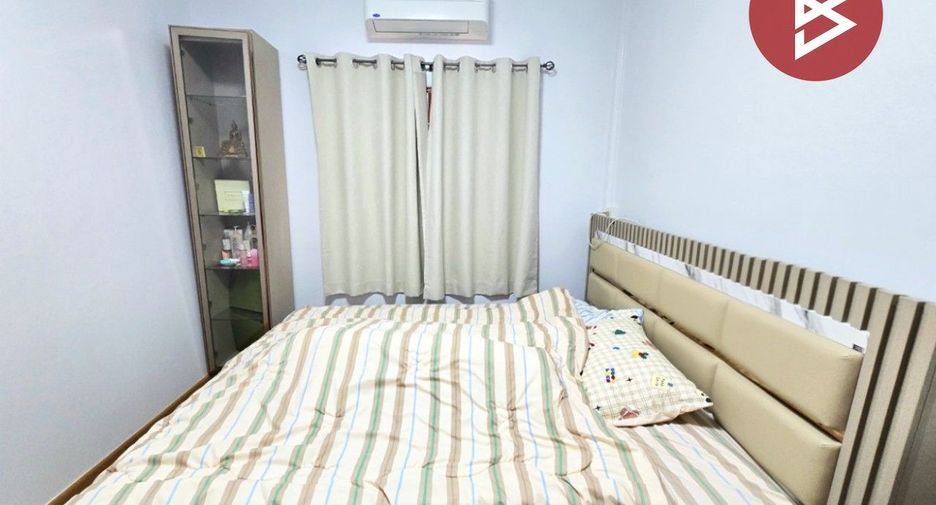 For sale 2 bedrooms townhouse in Mueang Nakhon Pathom, Nakhon Pathom