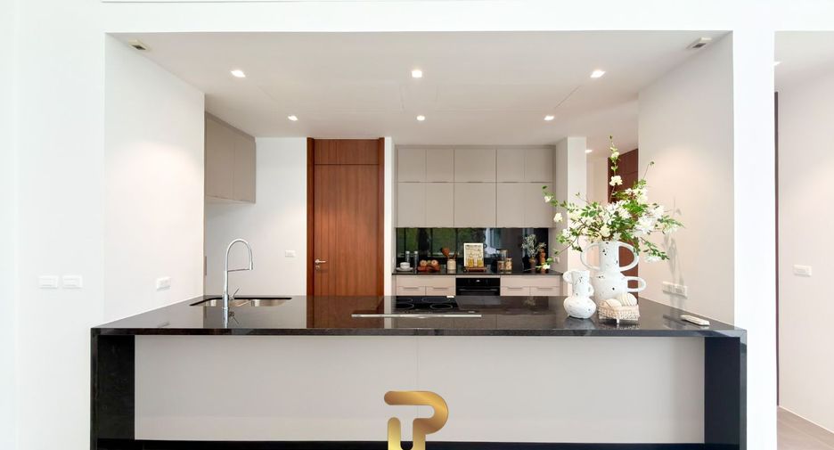 À vendre 3 chambres villa à Bang Saray, Pattaya