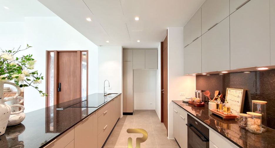 À vendre 3 chambres villa à Bang Saray, Pattaya