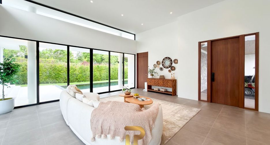 À vendre 3 chambres villa à Bang Saray, Pattaya