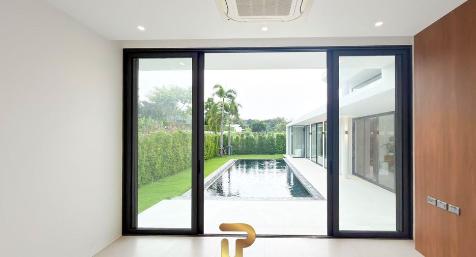 À vendre 3 chambres villa à Bang Saray, Pattaya