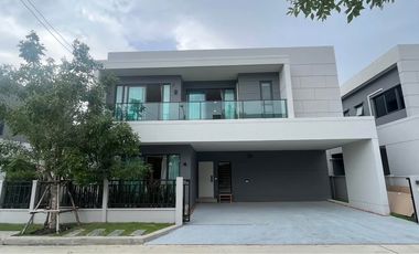 À louer 4 chambres maison à Bang Phli, Samut Prakan