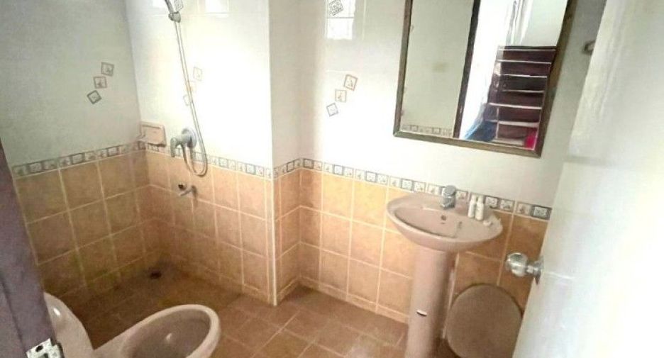 Продажа 3 спальни дом в Thanyaburi, Патумтани