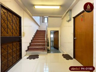For sale 4 bedrooms house in Chatuchak, Bangkok