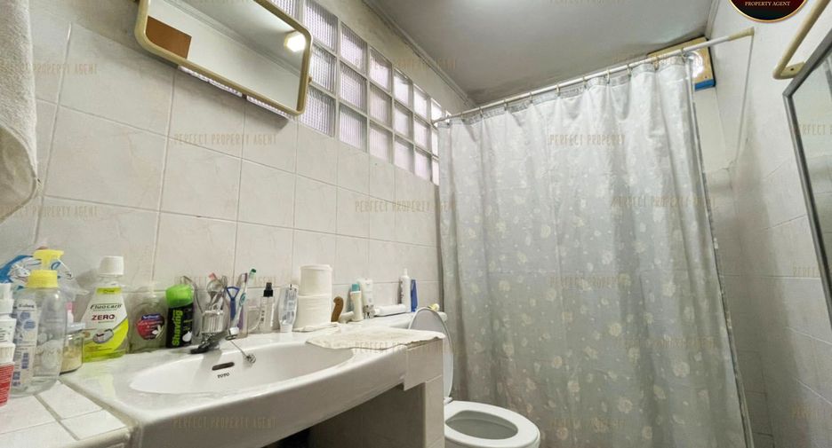 For sale 4 bedrooms house in Chatuchak, Bangkok
