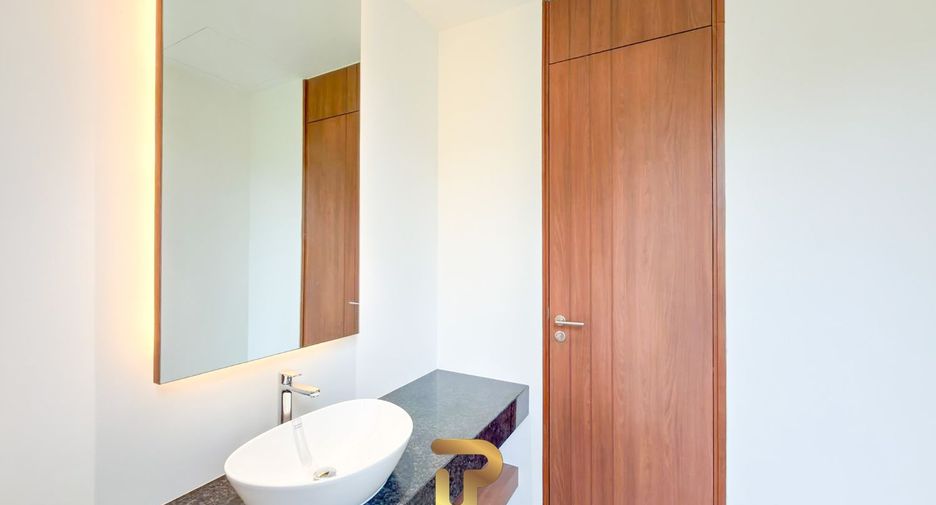 À vendre 5 chambres villa à Bang Saray, Pattaya