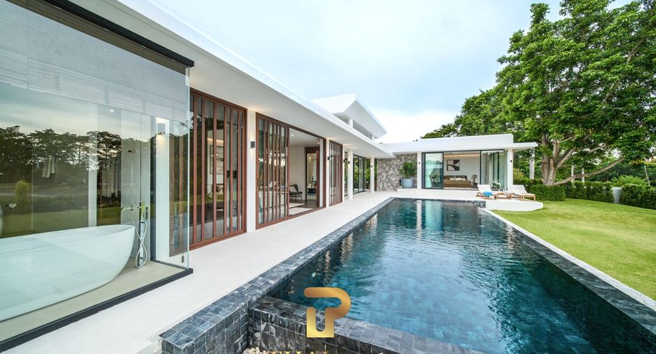 À vendre 5 chambres villa à Bang Saray, Pattaya