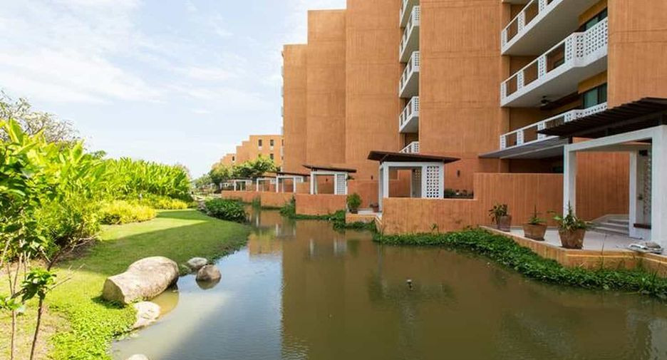 For sale 4 bedrooms condo in Cha Am, Phetchaburi
