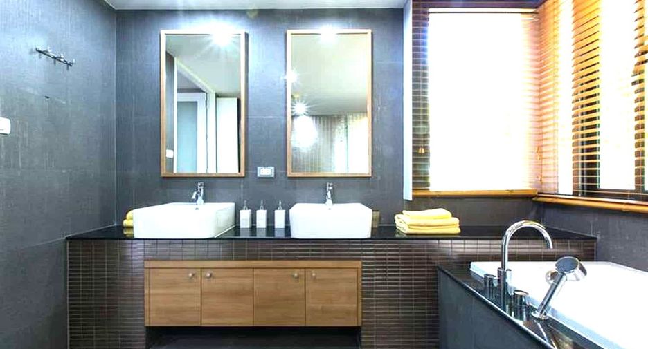 For sale 4 bedrooms condo in Cha Am, Phetchaburi