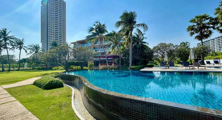 For sale 4 bedrooms condo in Cha Am, Phetchaburi