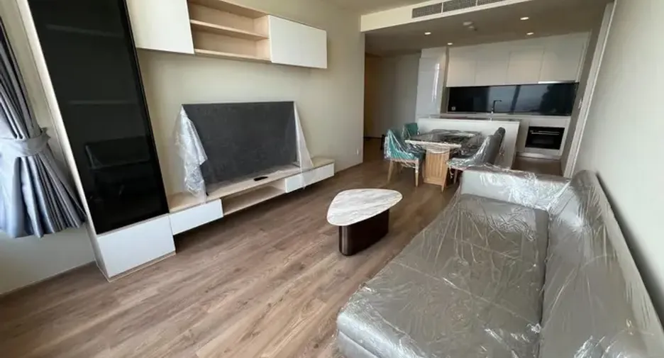 For rent 2 bedrooms condo in Watthana, Bangkok