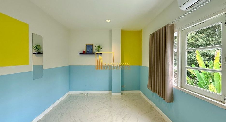 Reihenhaus zur Miete mit 5 Zimmer in Watthana, Bangkok