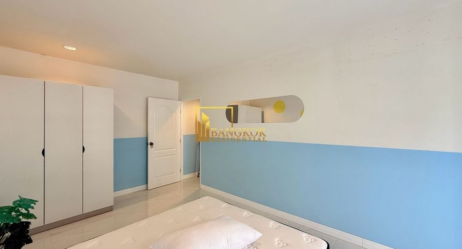 Reihenhaus zur Miete mit 5 Zimmer in Watthana, Bangkok