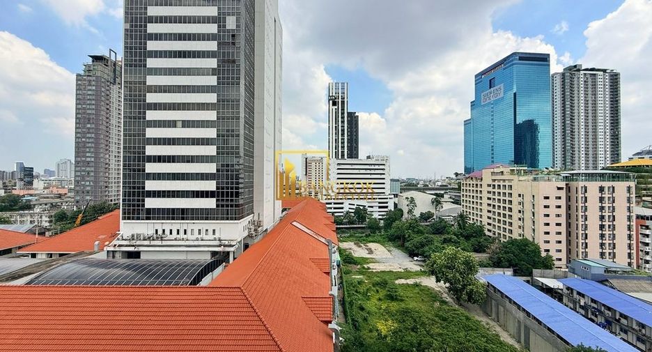 For rent 2 ベッドルーム condo in Watthana, Bangkok