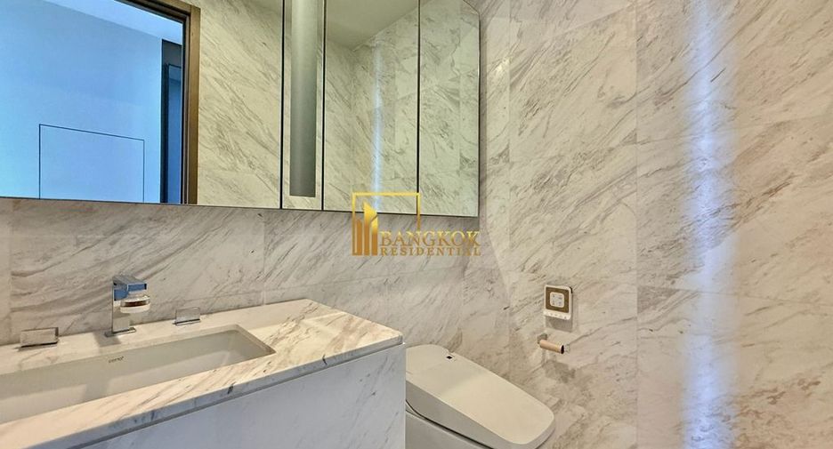 For rent 2 ベッドルーム condo in Watthana, Bangkok