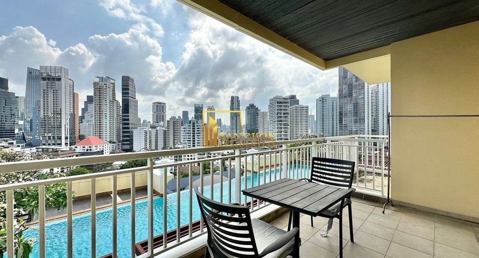For rent 2 bedrooms condo in Khlong Toei, Bangkok