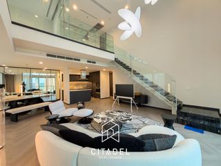 For sale 3 ベッドルーム condo in Sathon, Bangkok