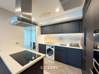 For sale 3 ベッドルーム condo in Sathon, Bangkok