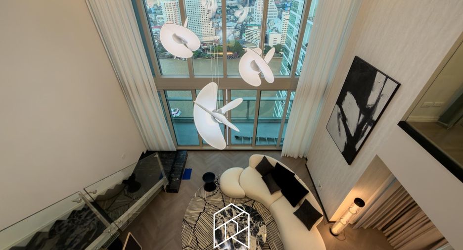 For sale 3 ベッドルーム condo in Sathon, Bangkok