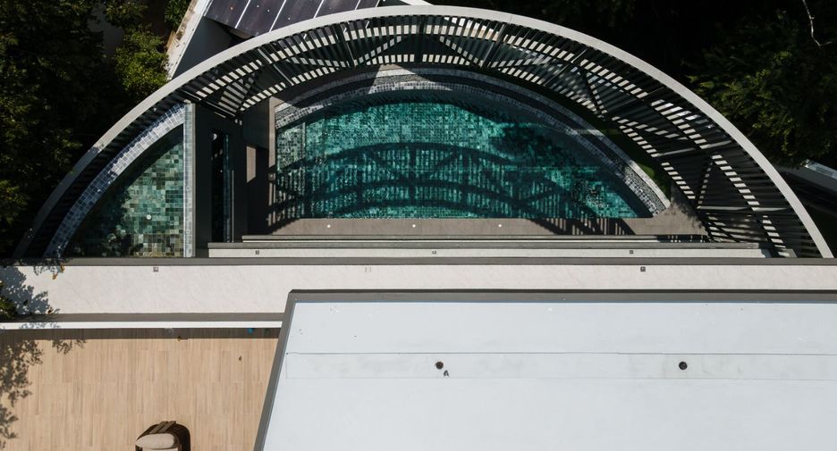 À louer et à vendre 6 chambres villa à Bang Lamung, Chonburi
