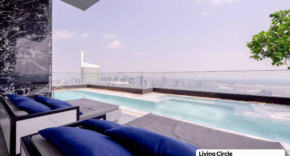 For rent and for sale 3 bedrooms condo in Khlong Toei, Bangkok