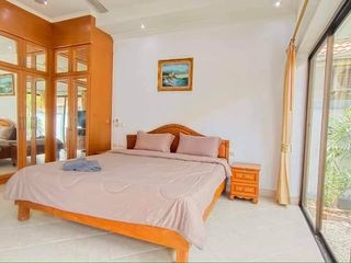 À louer 3 chambres villa à Bang Lamung, Chonburi