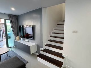 À louer 3 chambres maison à Bang Lamung, Chonburi