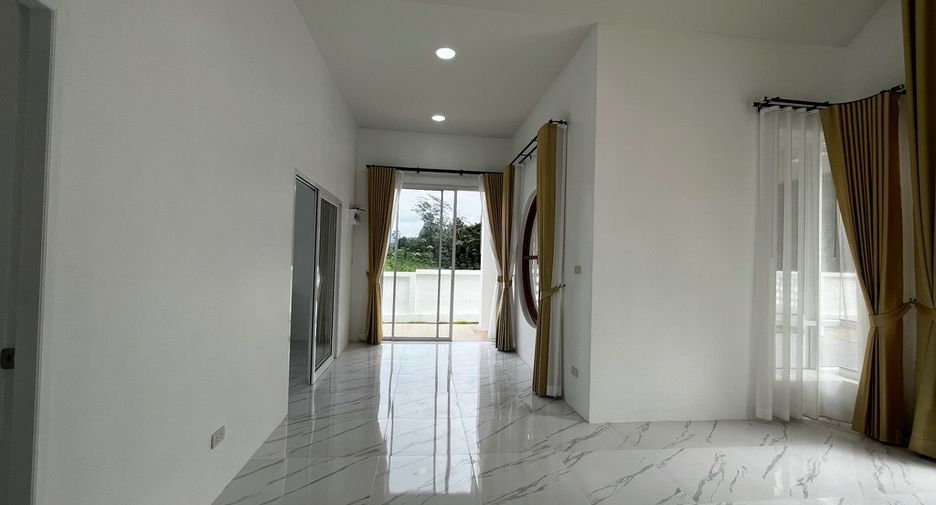 出售 3 卧室 别墅 在 Mueang Krabi, Krabi
