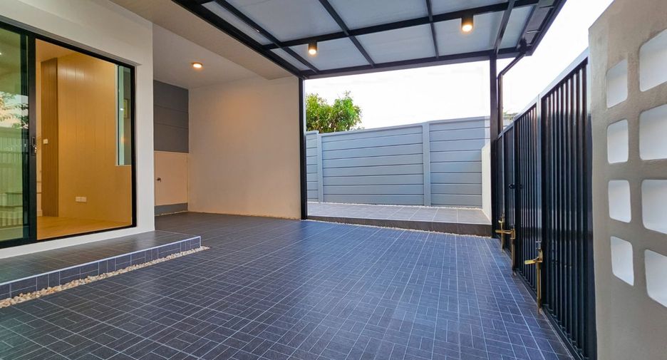 Casa adosada en venta de 3 habitaciones en Bang Bua Thong, Nonthaburi
