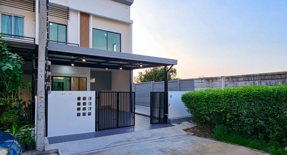 Casa adosada en venta de 3 habitaciones en Bang Bua Thong, Nonthaburi