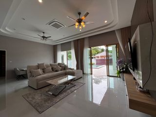 出售 4 卧室 别墅 在 Mueang Krabi, Krabi